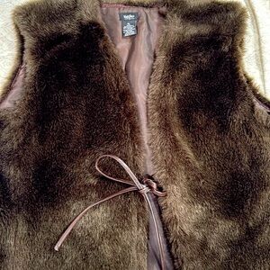 Elegant Faux Fur Vest, Women’s XL